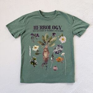 Harry Potter Hogwarts Herbology Women’s Graphic T-Shirt Size XS Green